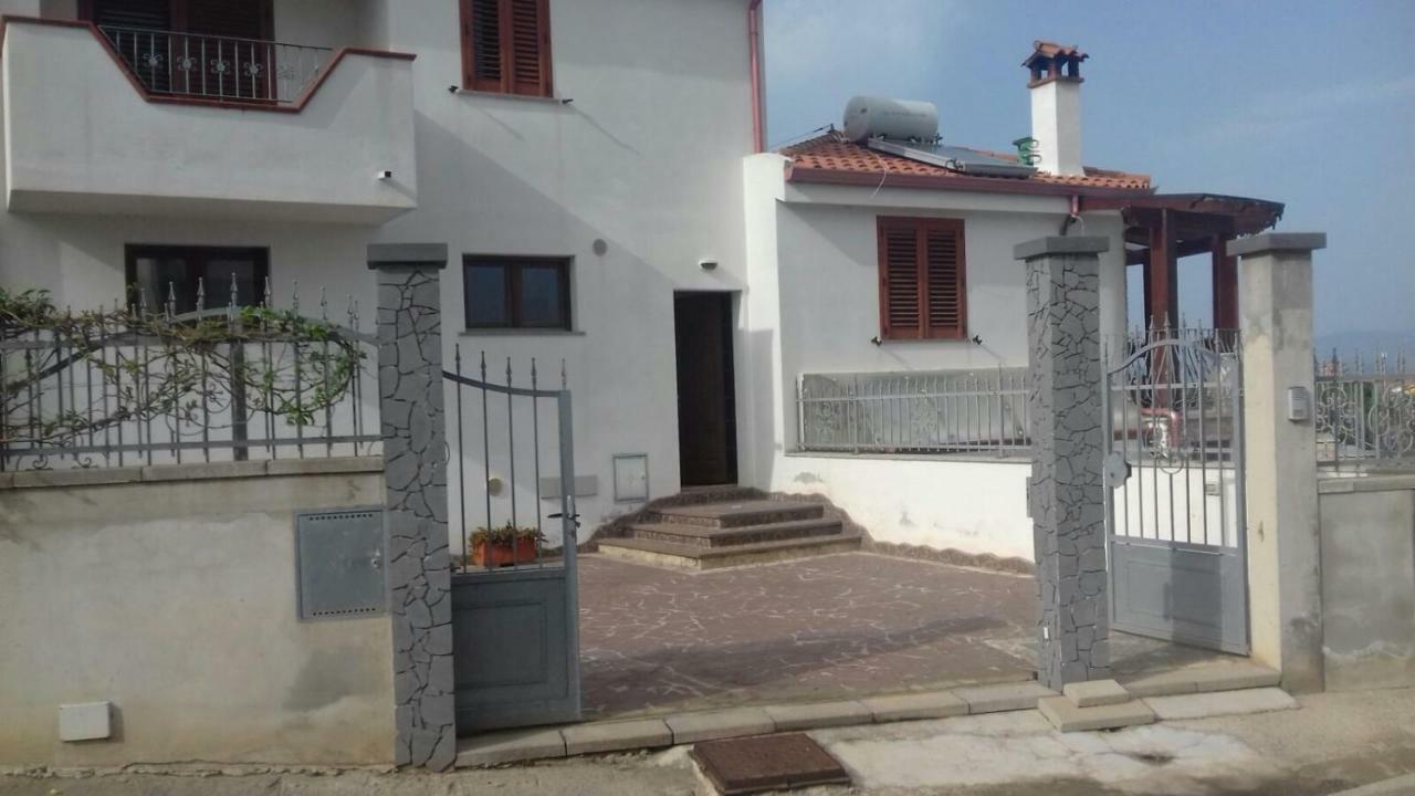 Villa Rosa SantʼAntìoco المظهر الخارجي الصورة