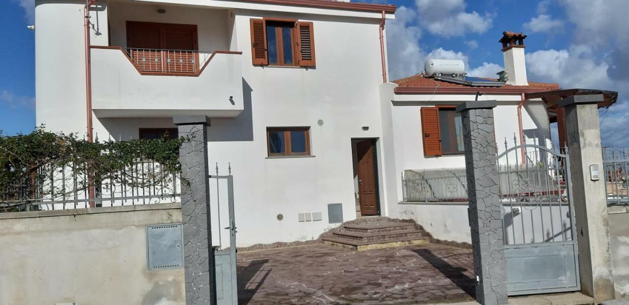 Villa Rosa SantʼAntìoco المظهر الخارجي الصورة
