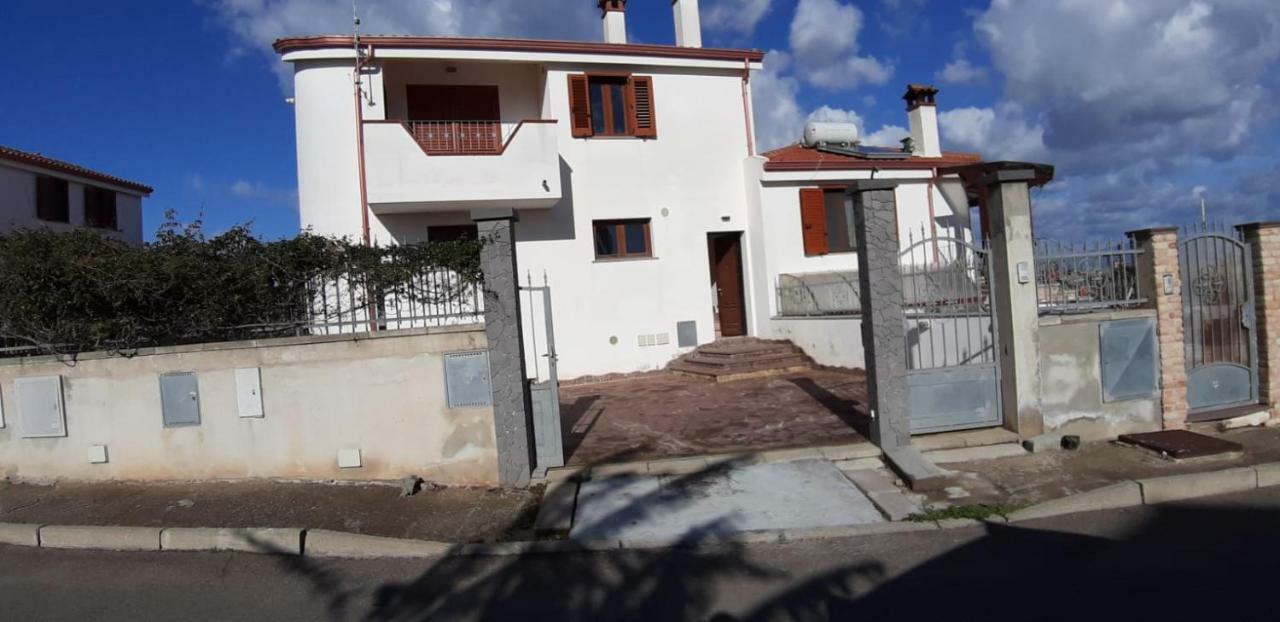 Villa Rosa SantʼAntìoco المظهر الخارجي الصورة